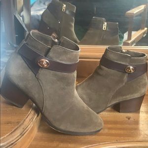 Coach ankle high Booties